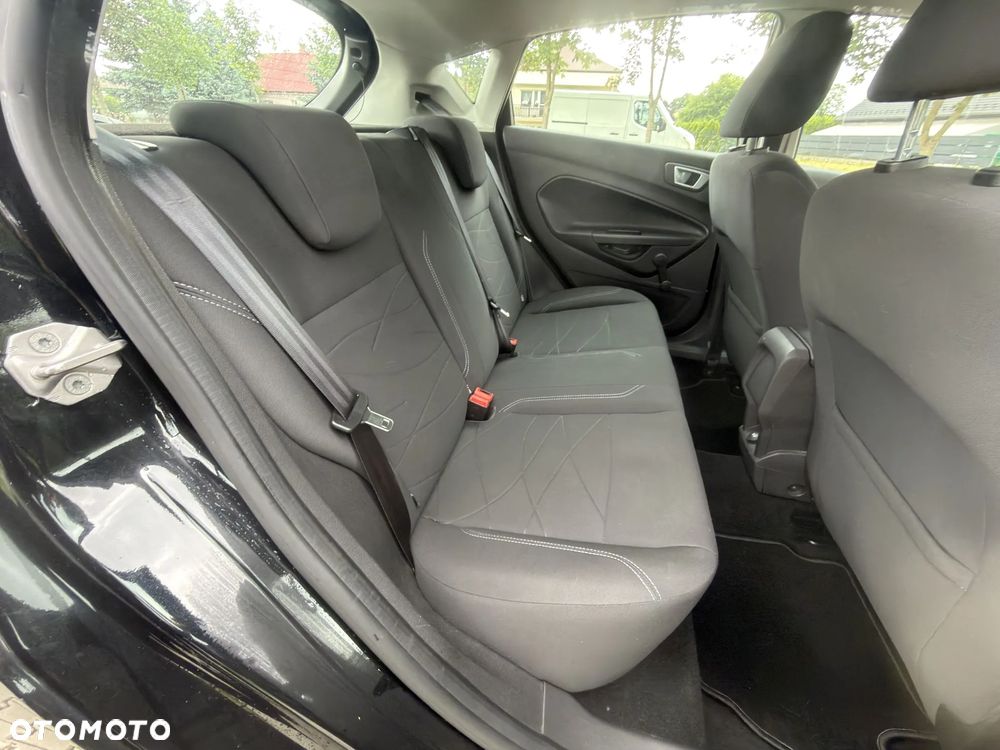 Ford Fiesta 1.25 Titanium X - 13