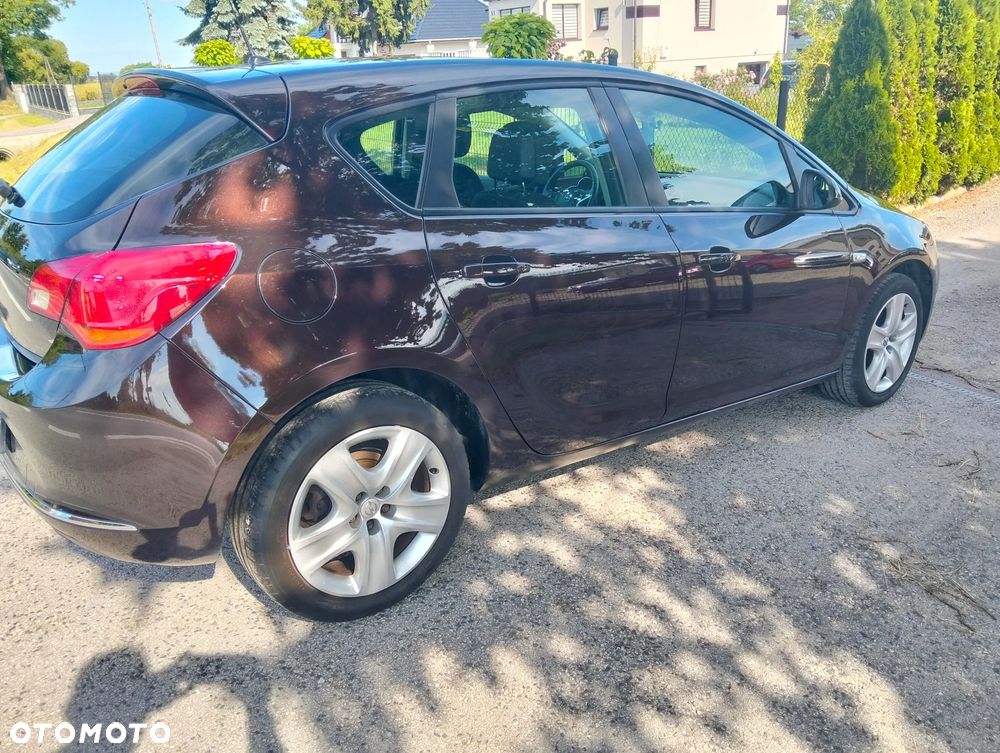 Opel Astra 1.6 Style - 19