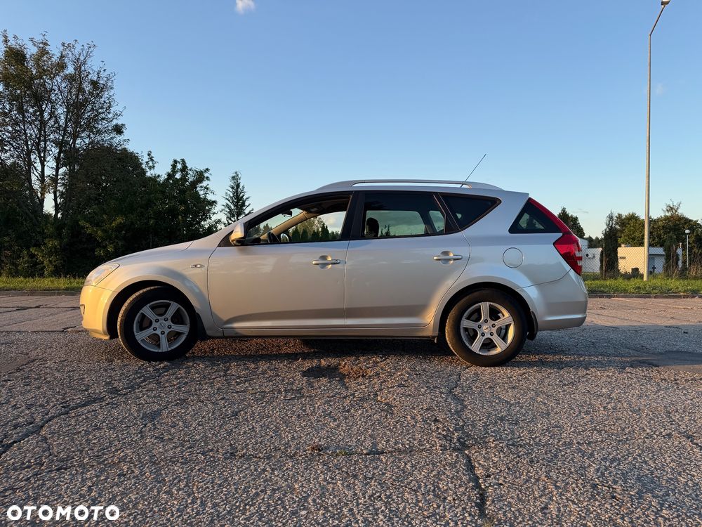 Kia Ceed 2.0 crdi Optimum + - 3