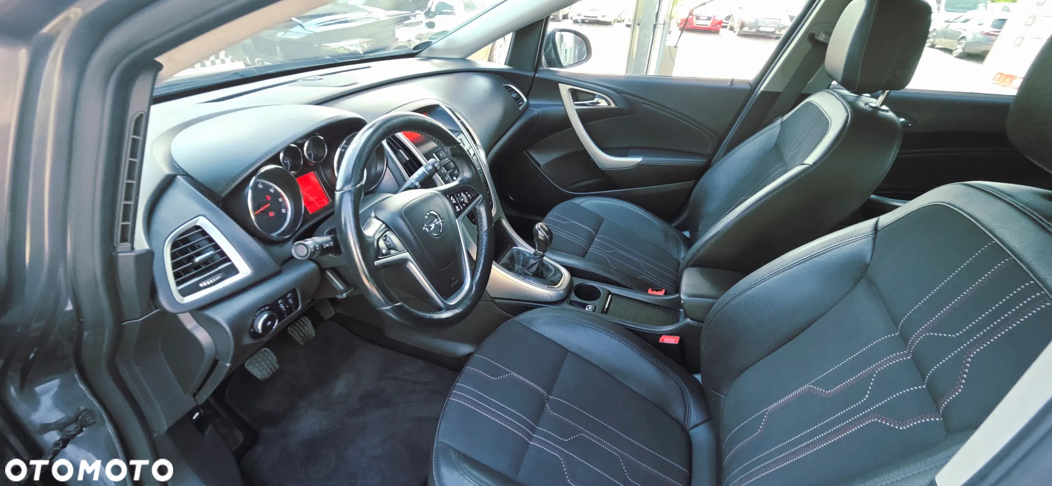 Opel Astra 1.4 Turbo 150 Jahre - 31