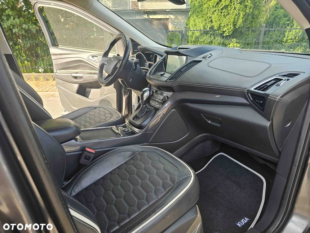 Ford Kuga 2.0 TDCi 4x4 Vignale - 20
