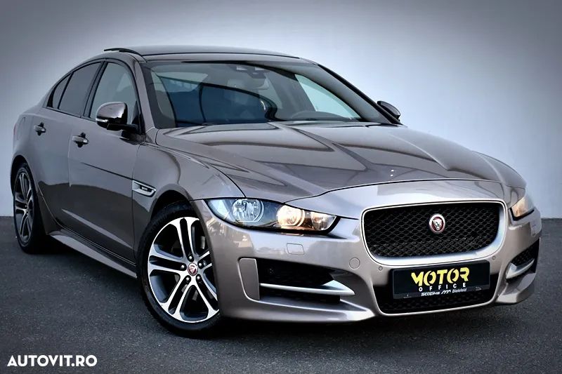 Jaguar XE 2.0 R-Sport - 3