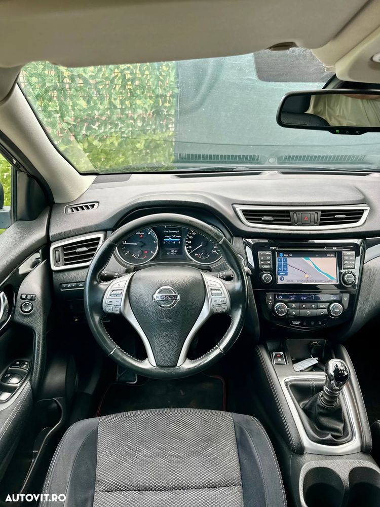 Nissan Qashqai - 12