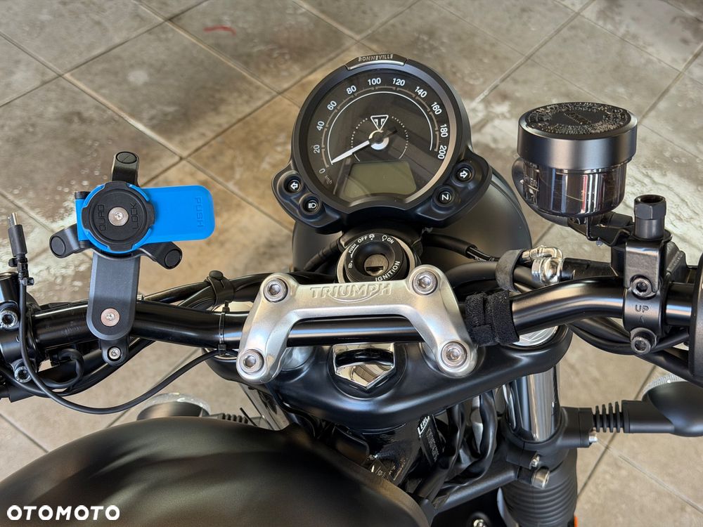 Triumph Speed Twin - 10