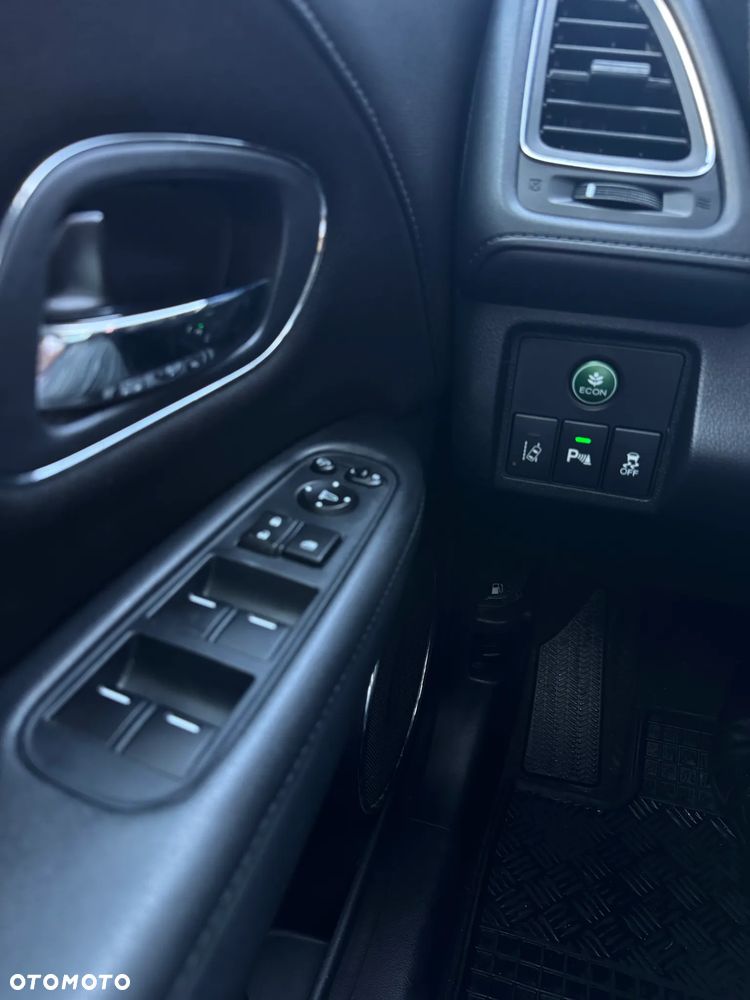 Honda HR-V 1.5 Executive (ADAS / Connect+) CVT - 17