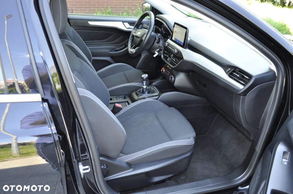 Ford Focus - 22