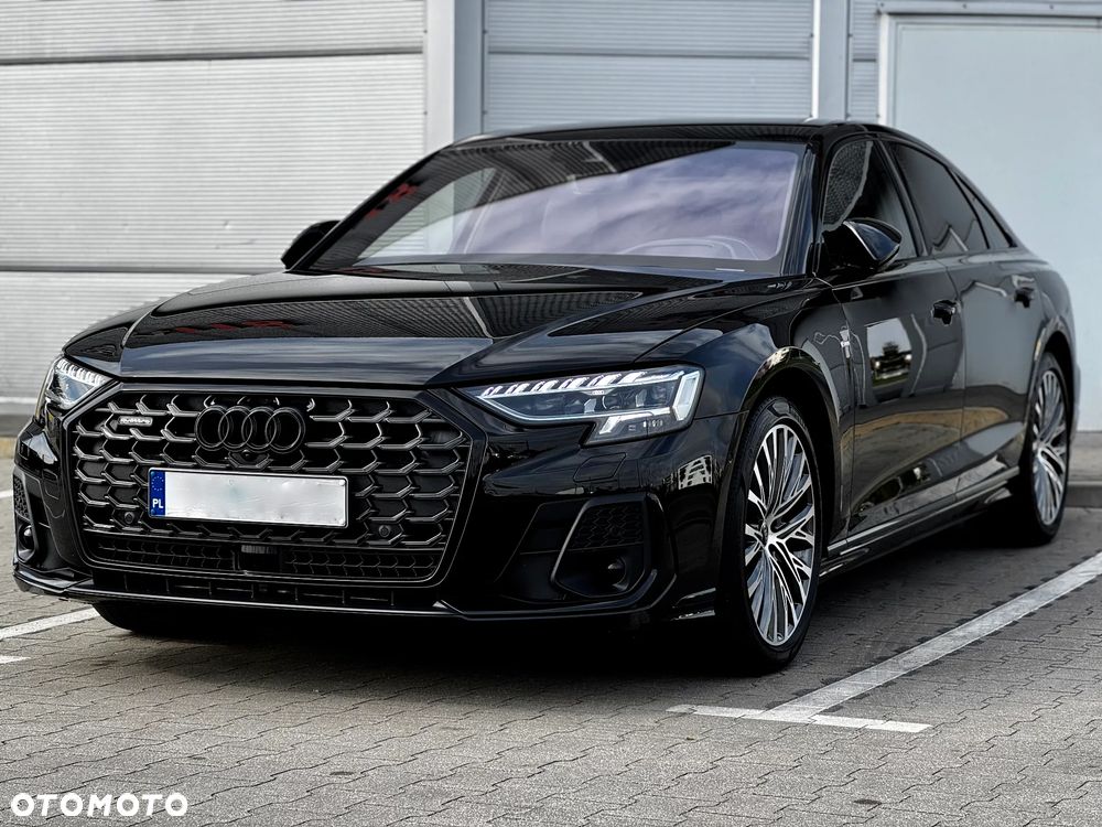 Audi A8 - 1