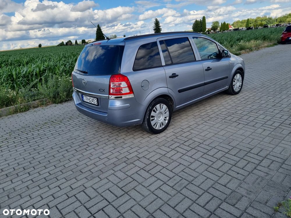 Opel Zafira 1.6 Cosmo - 4