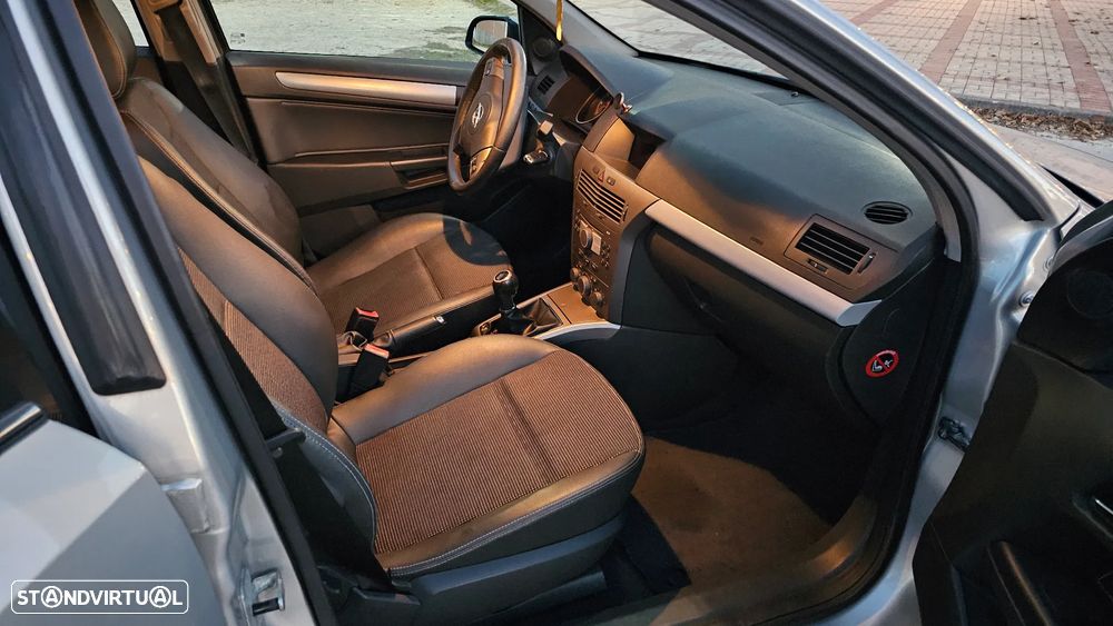 Opel Astra 1.3 CDTi Cosmo - 6