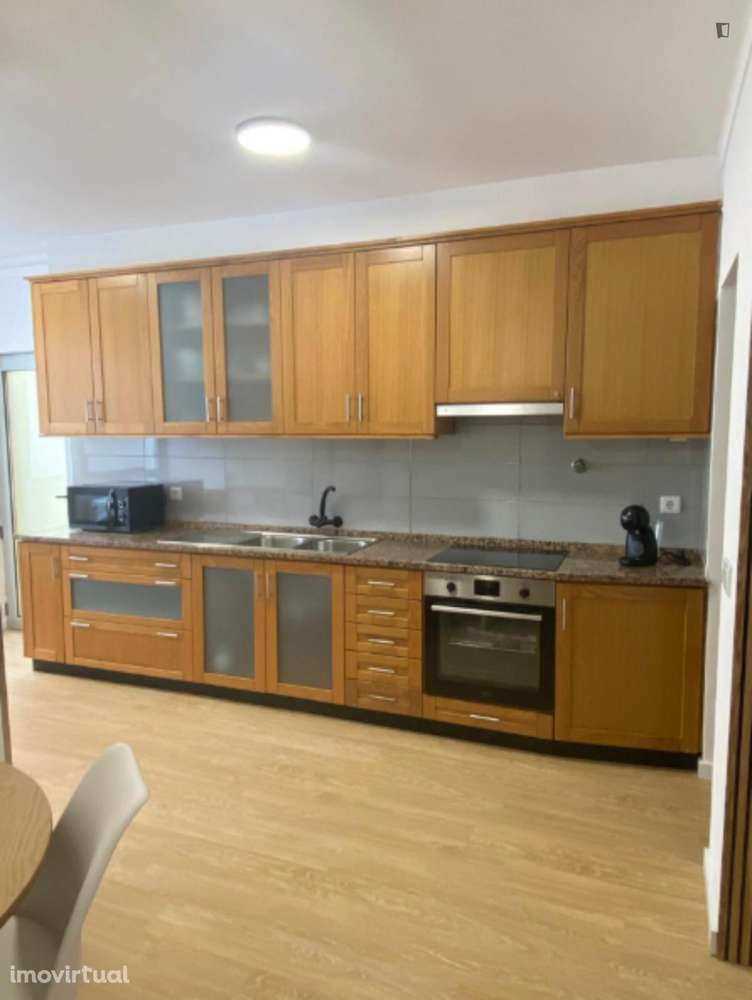 Quarto - localizado em Leiria - Grande imagem: 3/21