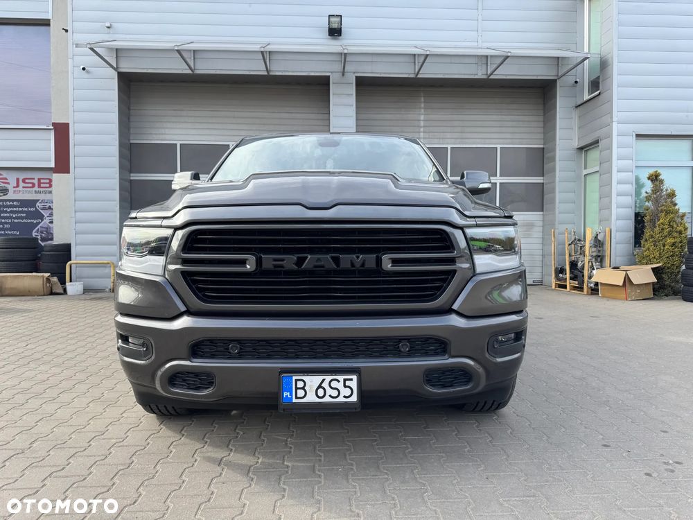 RAM 1500 5.7 Crew Cab Laramie - 11