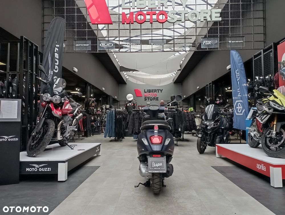 Vespa Primavera - 7