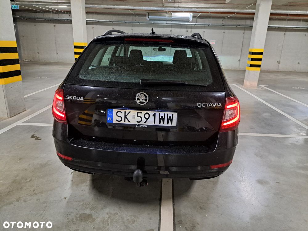 Skoda Octavia 1.6 TDI DSG Style - 5