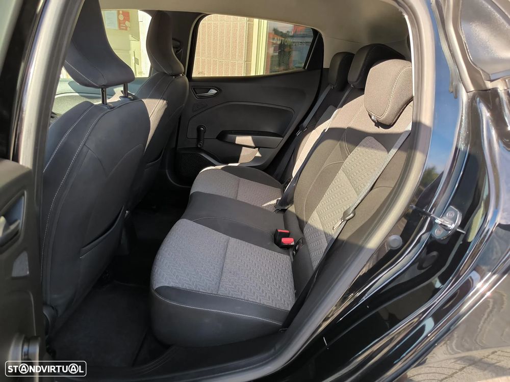 Renault Clio 1.0 TCe Limited Bi-Fuel - 11