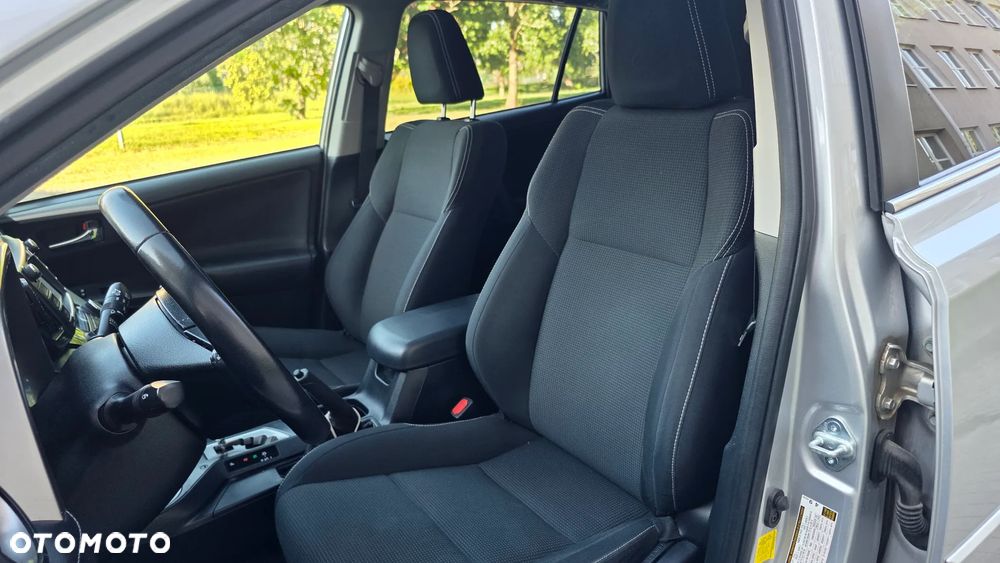 Toyota RAV4 - 17