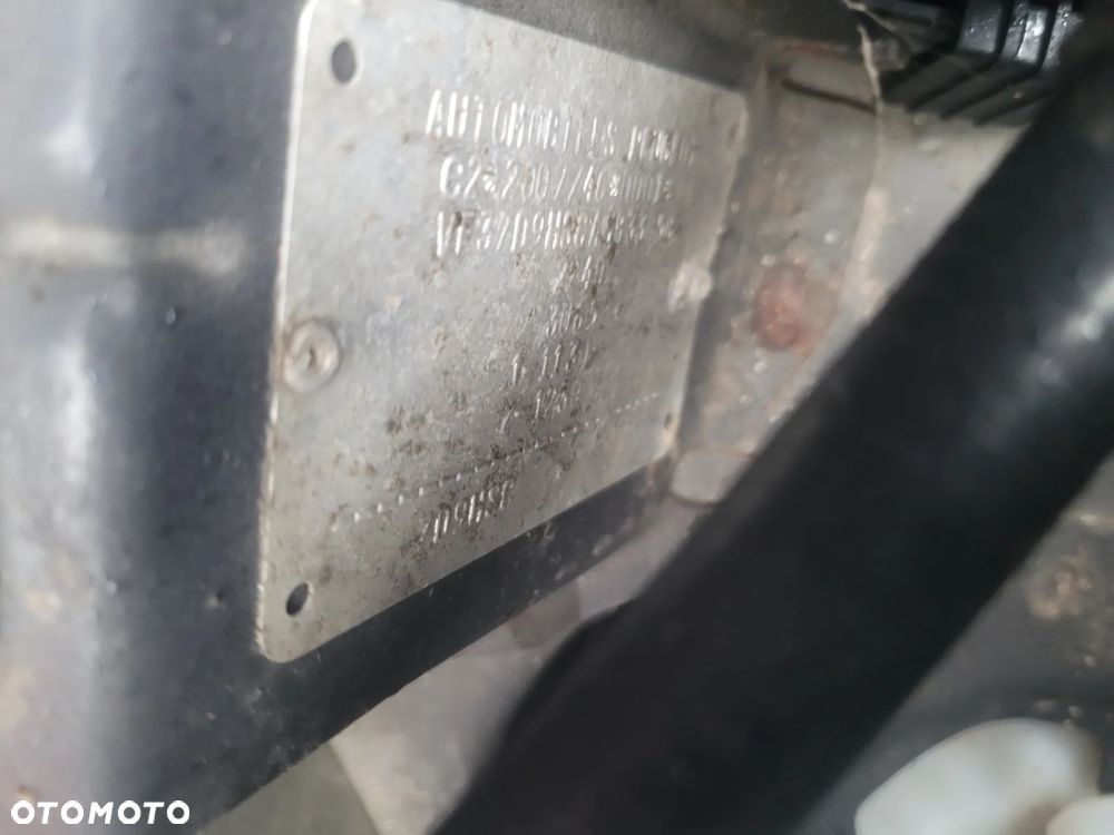 Peugeot Partner - 17