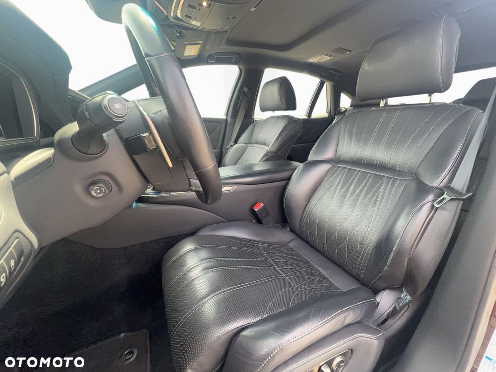 Lexus LS - 30
