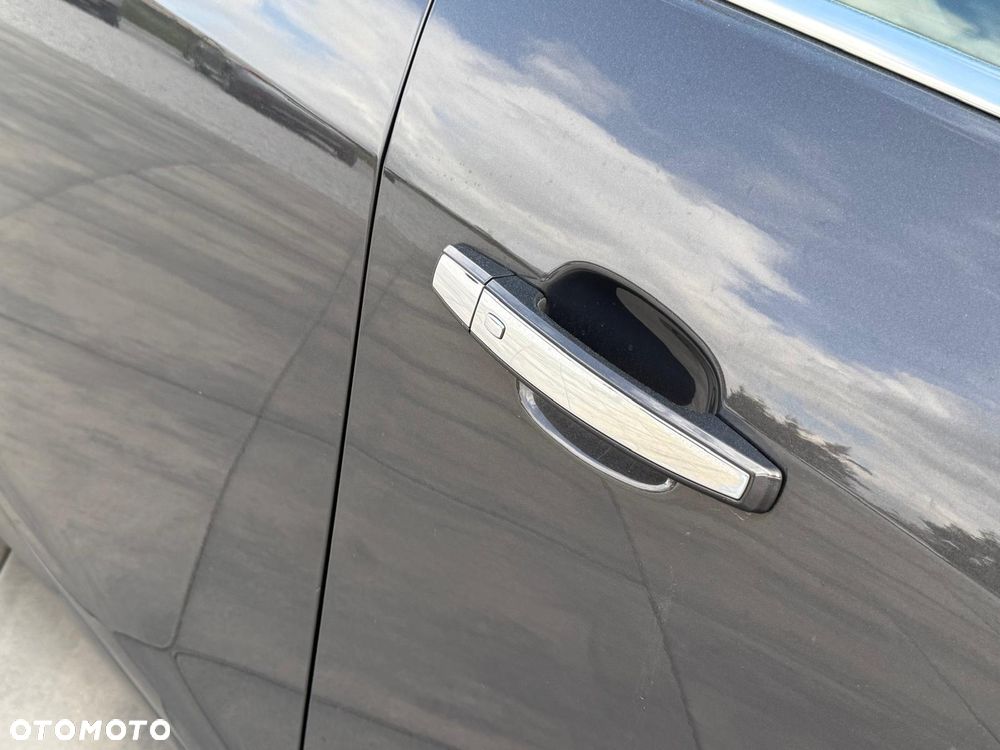 Opel Insignia - 9
