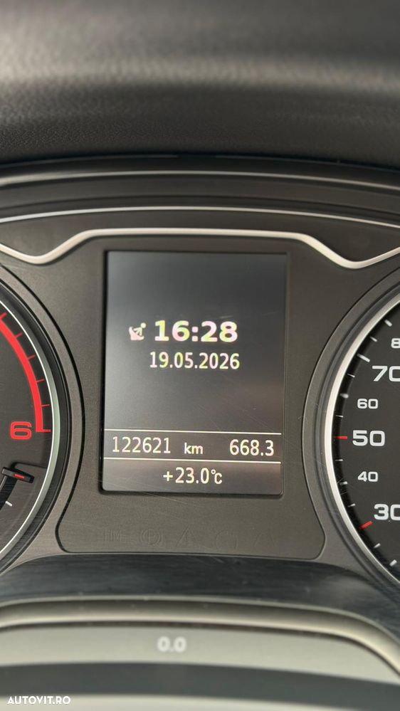Audi A3 Sportback 1.6 TDI S tronic - 10