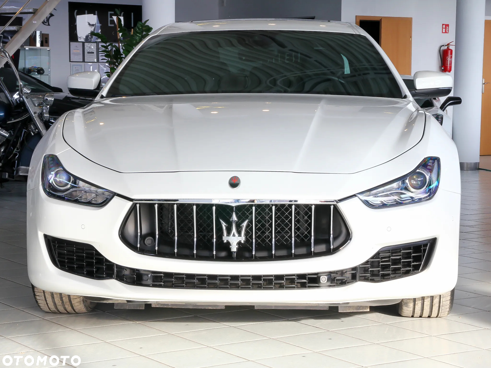 Maserati Ghibli - 2