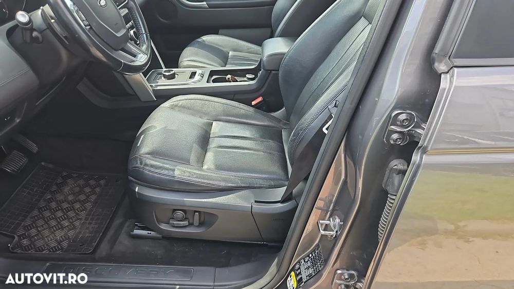 Land Rover Discovery Sport - 12