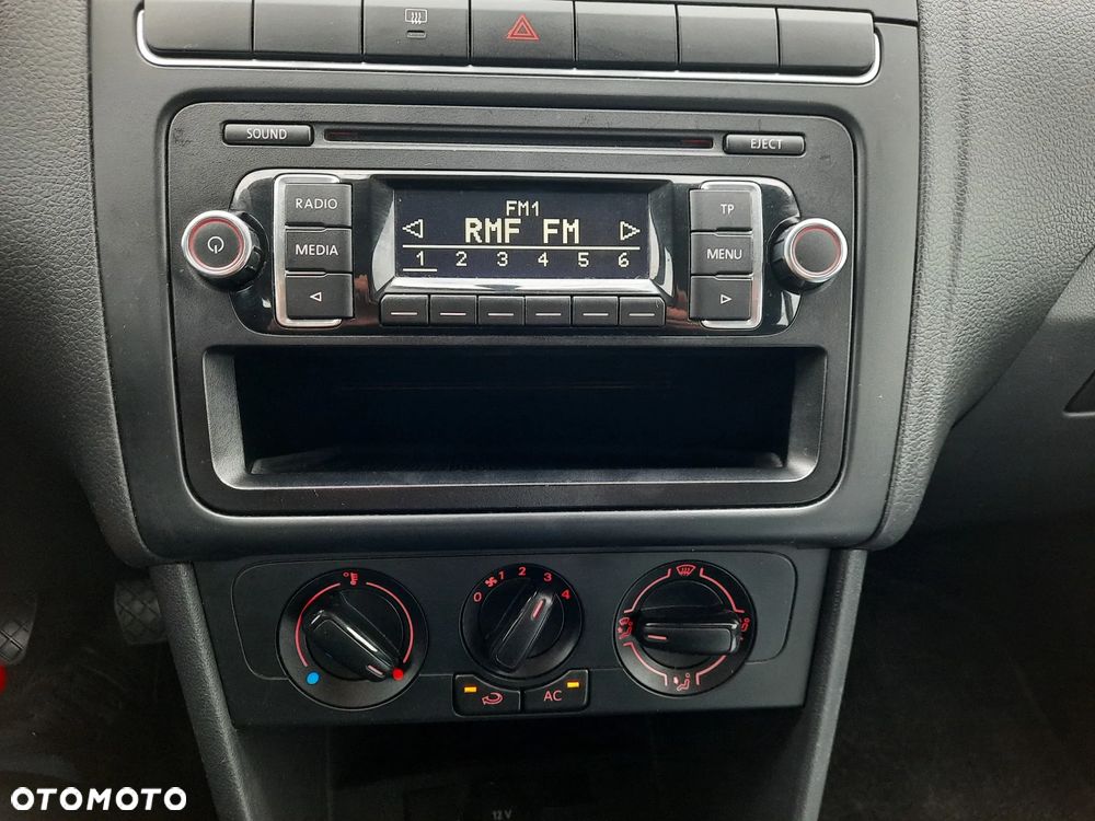 Volkswagen Polo 1.2 Comfortline - 19