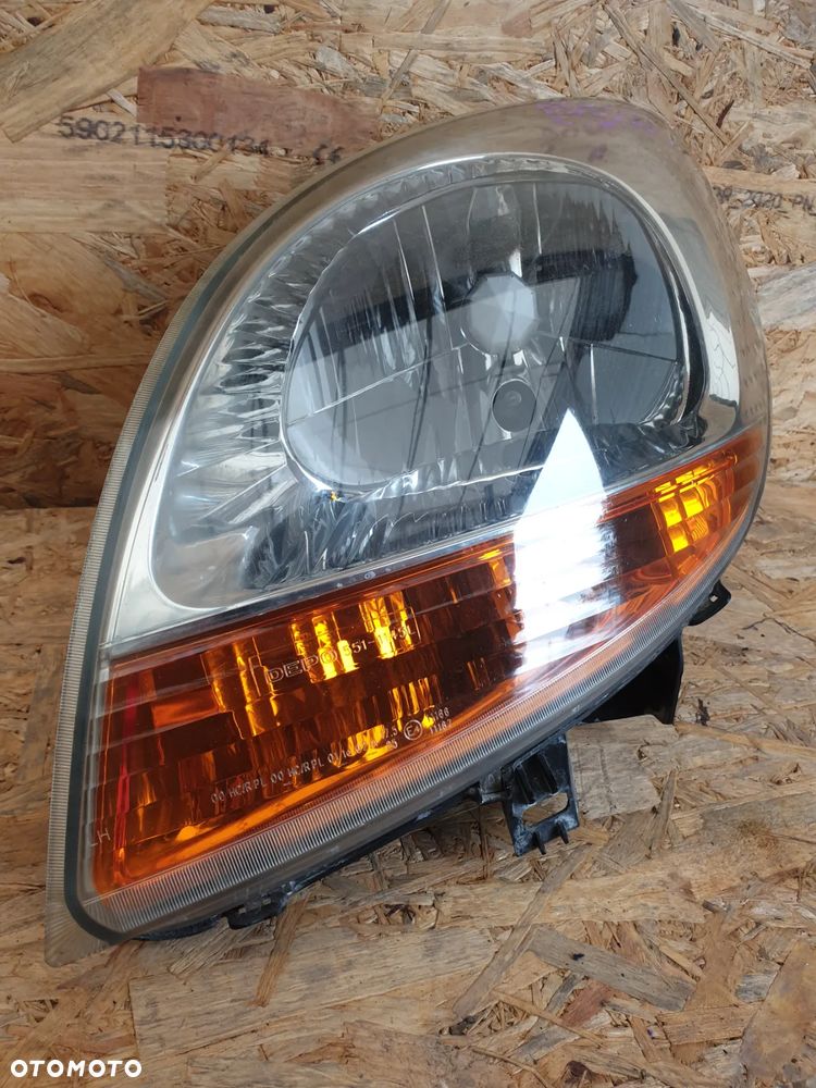 Renault Kangoo I Lift Lampa Lewy Przód