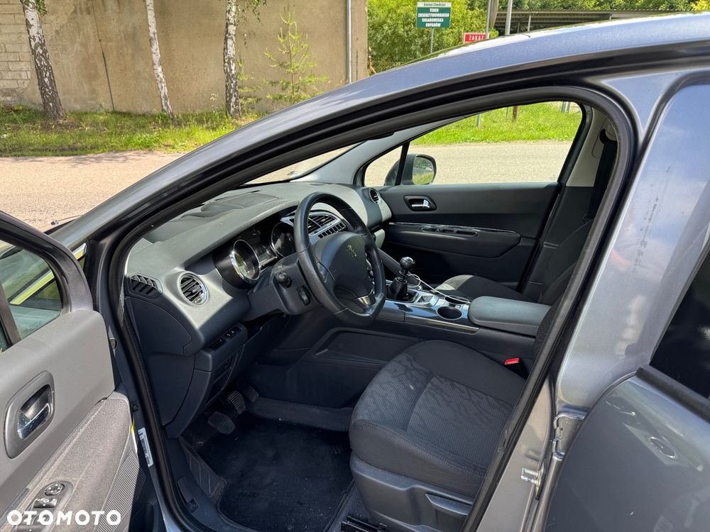 Peugeot 3008 HDi 150 Allure - 6
