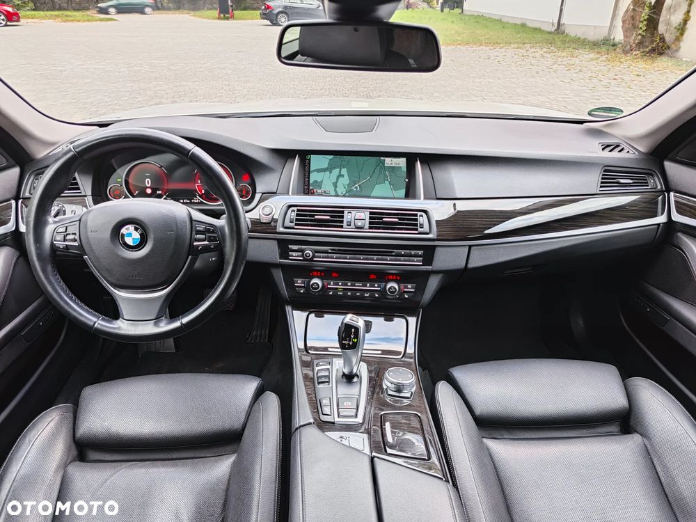 BMW Seria 5 520d xDrive Luxury Line - 21