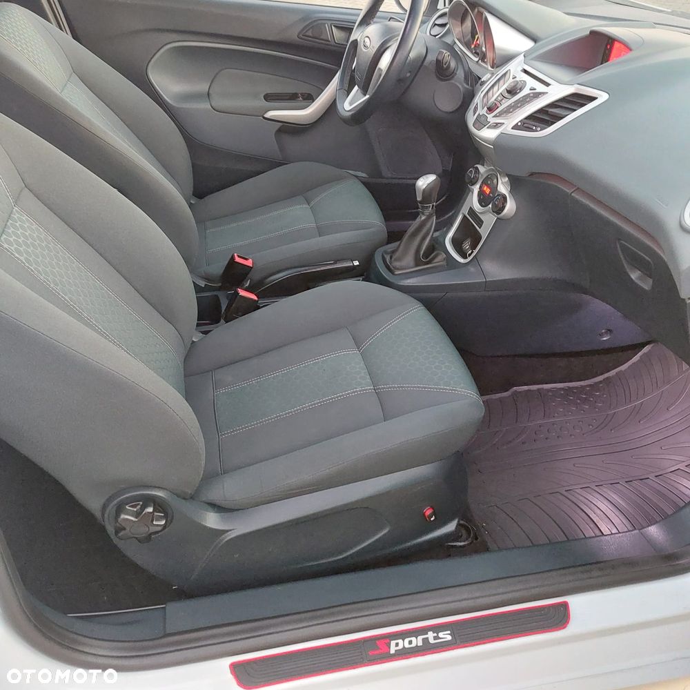 Ford Fiesta 1.4 Sport - 22