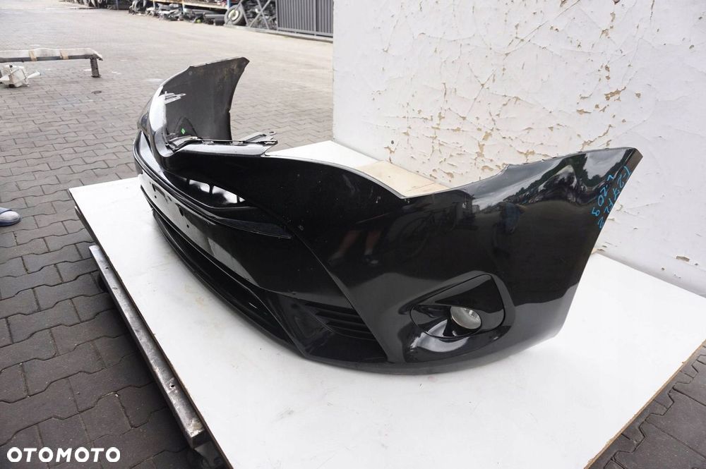 ZDERZAK PRZÓD TOYOTA AVENSIS FL 2 T27 209 - 2