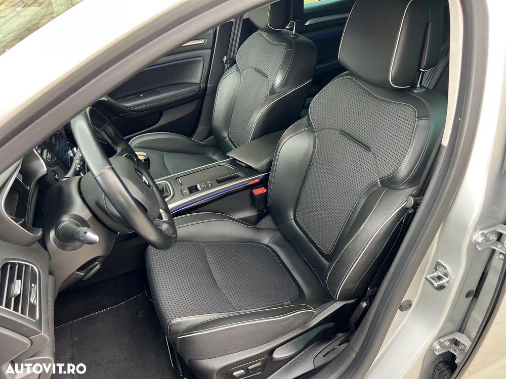 Renault Megane ENERGY dCi 110 Start & Stop Bose Edition - 14