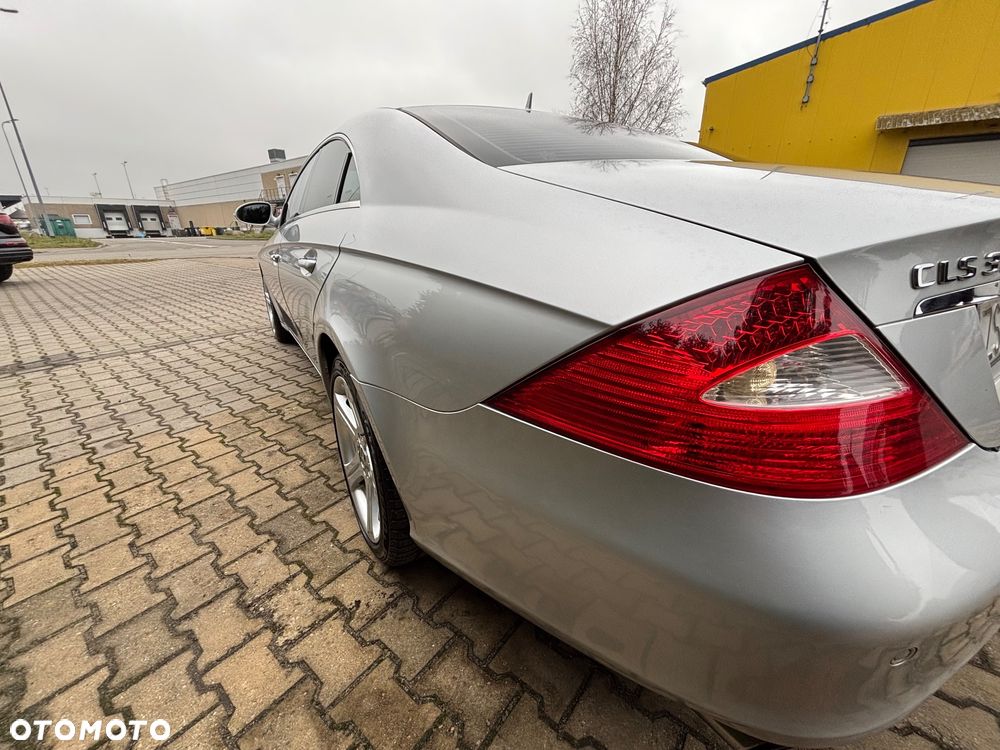 Mercedes-Benz CLS - 6