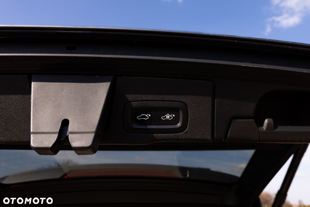 Volvo XC 60 D4 AWD Inscription - 18