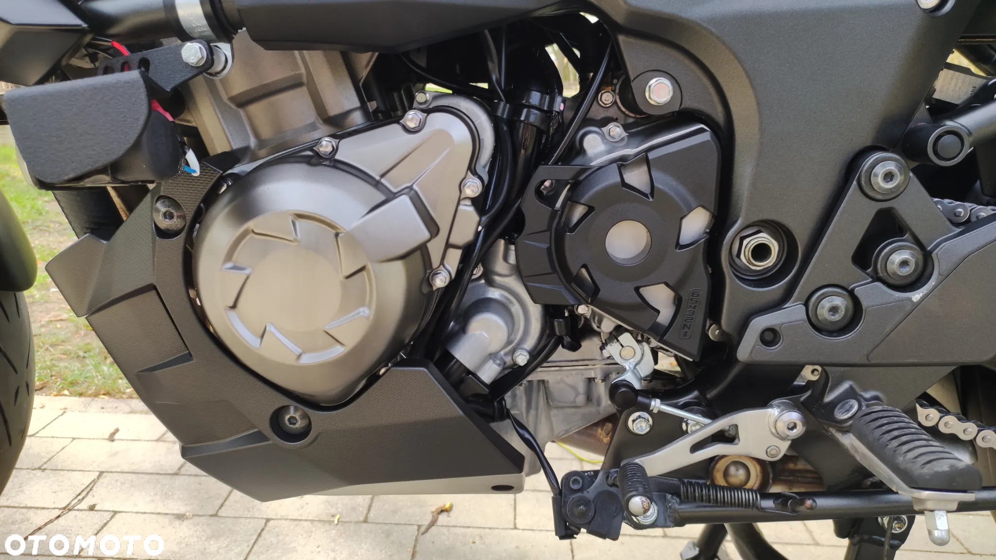 Kawasaki Versys 1000 - 18