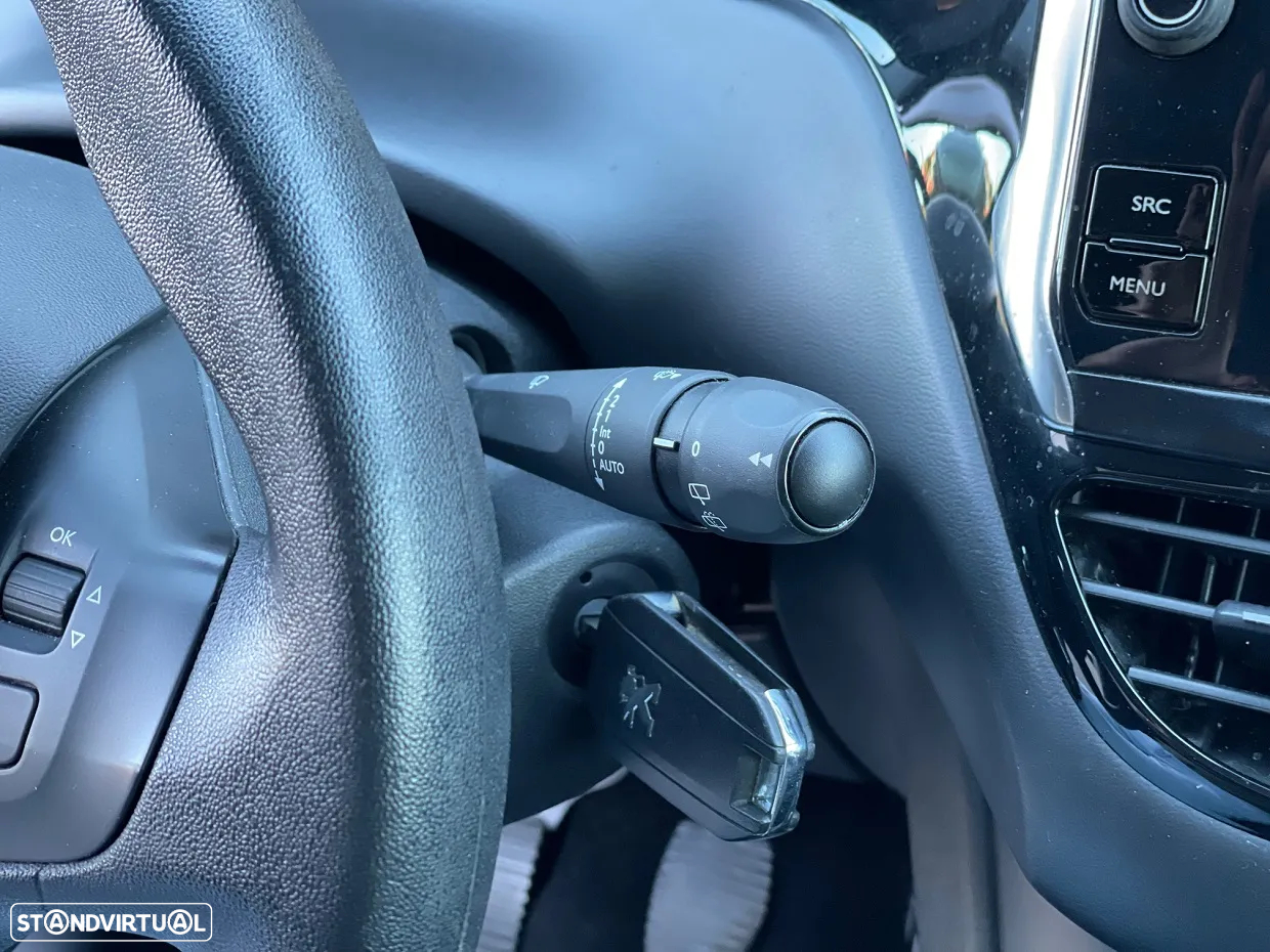 Peugeot 208 1.5 BlueHDi Comercial 2L - 16