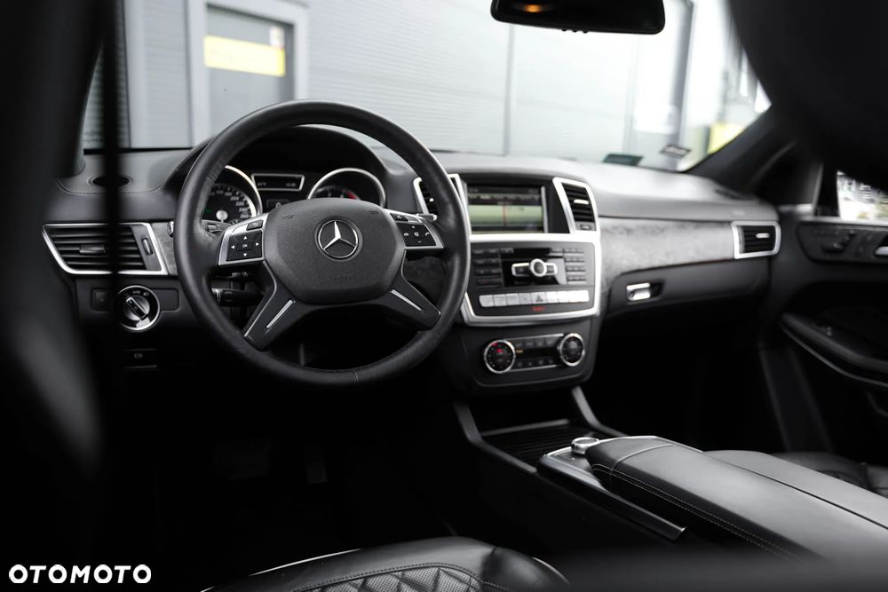 Mercedes-Benz GL - 25