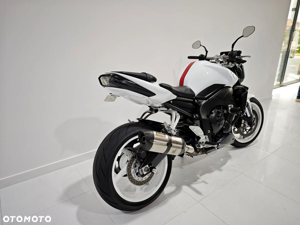 Yamaha FZ - 13