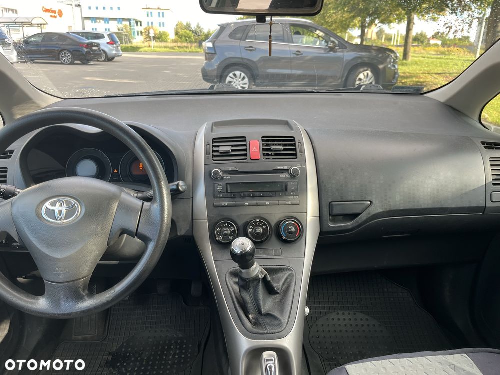 Toyota Auris - 6