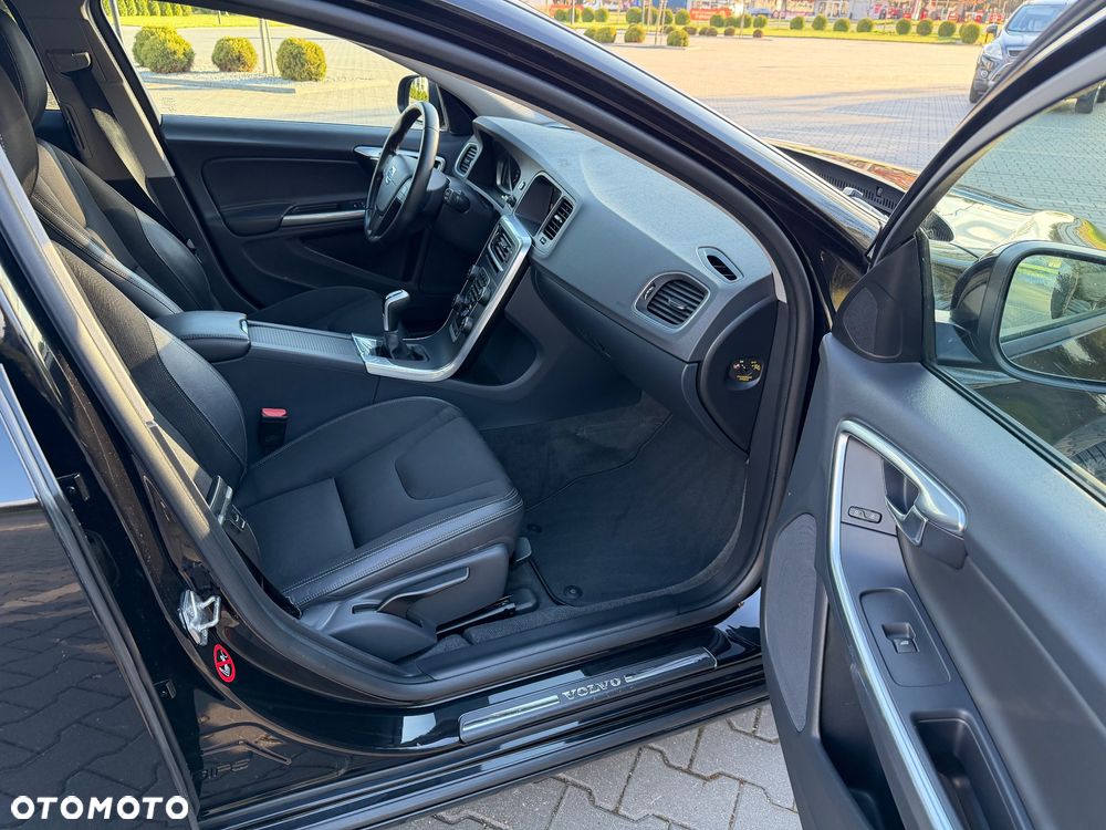 Volvo V60 - 23