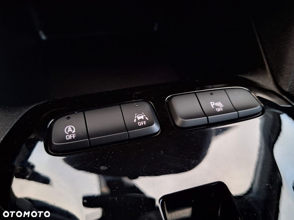 Opel Corsa 1.2 T Edition S&S - 22