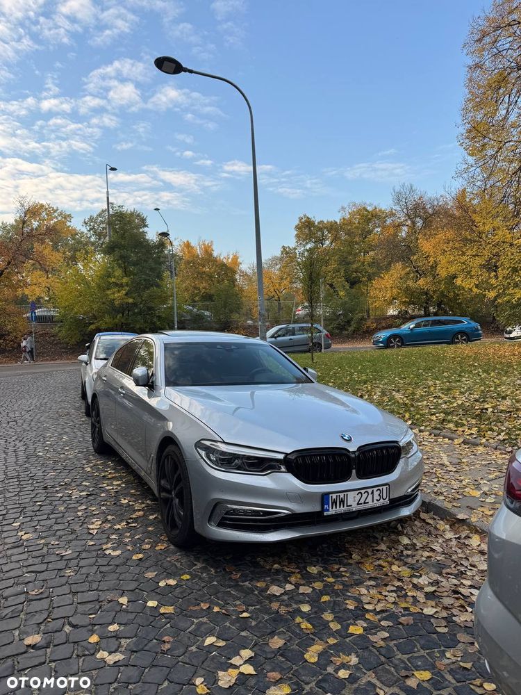 BMW Seria 5 540i xDrive Luxury Line - 2