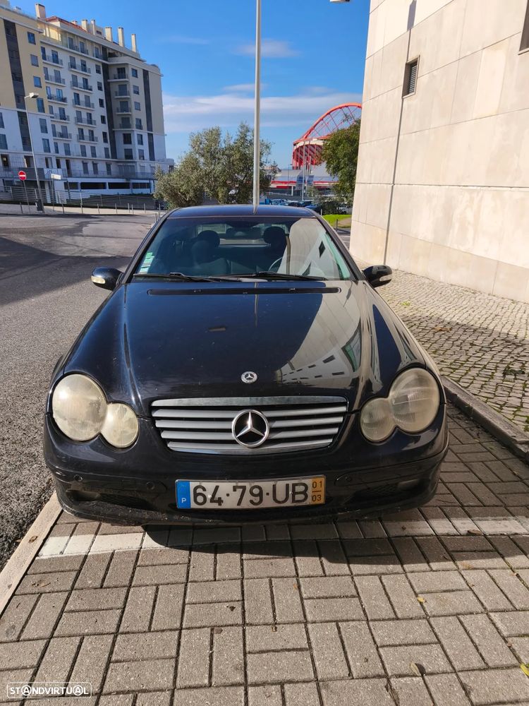 Mercedes-Benz C 180 Sport Coupé Classic - 3