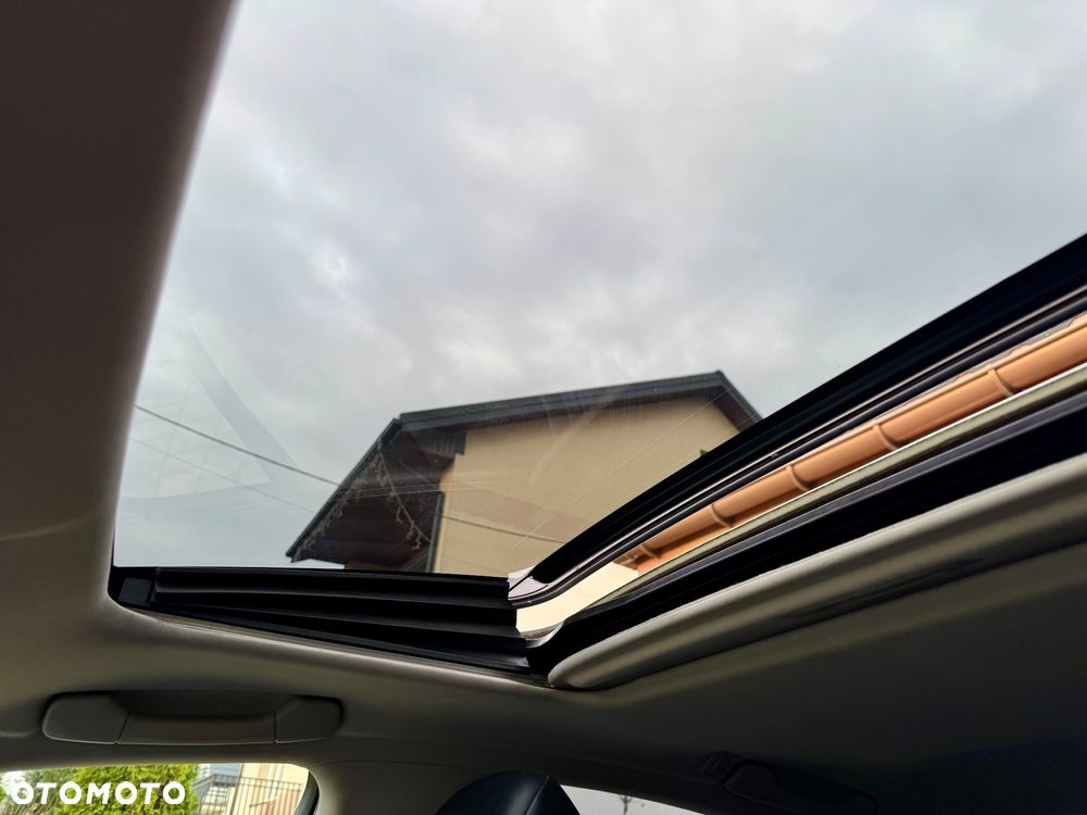 Lexus IS 250 Sport - 24