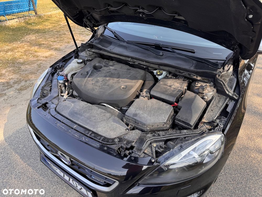 Volvo V40 D2 RDesign - 18