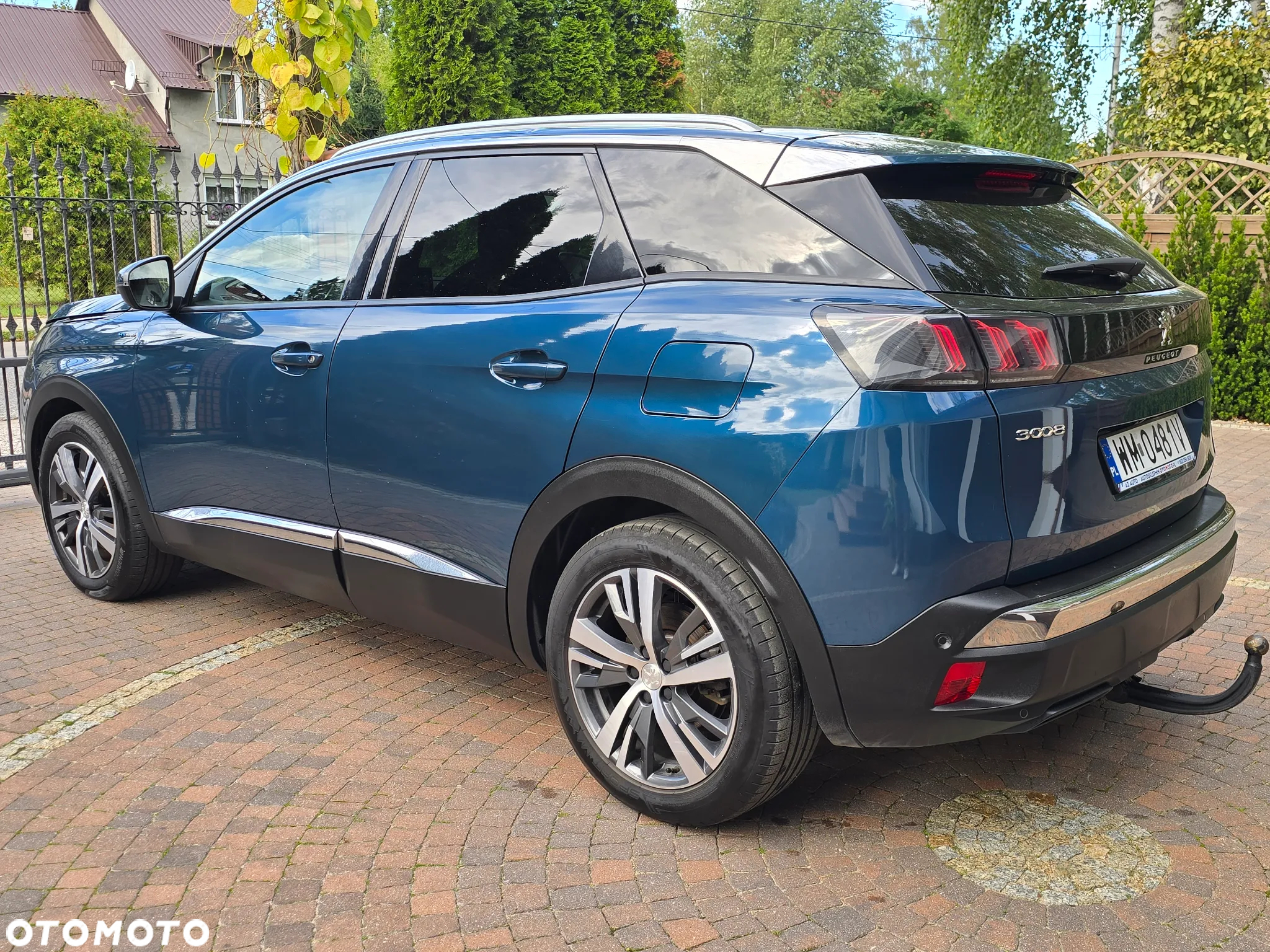 Peugeot 3008 1.6 PureTech HYbrid Allure S&S EAT8 - 3