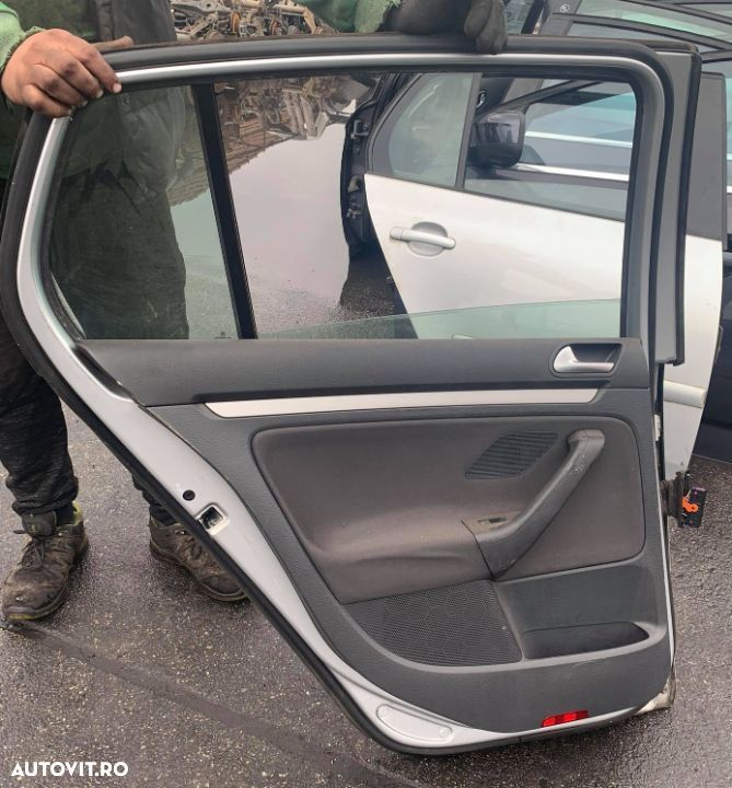 vand usa spate stanga Volkswagen Golf 5 , volan pe stanga - 2
