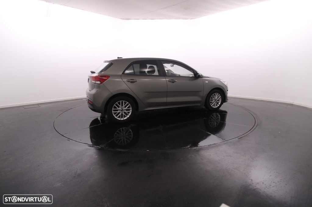 Kia Rio 1.2 CVVT Dynamic - 8