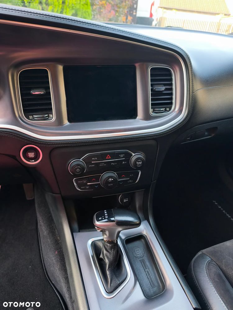 Dodge Charger 3.6 GT - 11