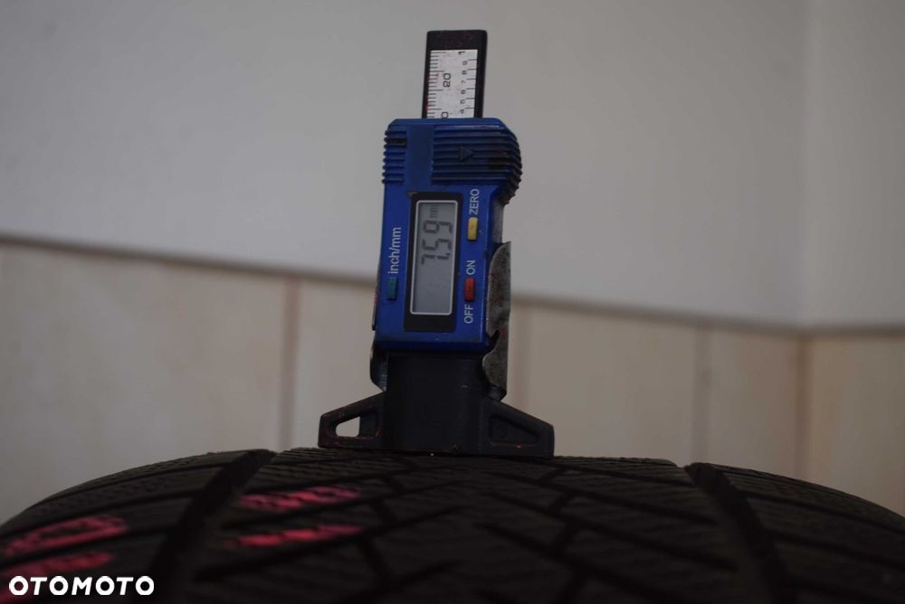 R18 245/40 Semperit Speed-grip 3 Wysyłka gratis! - 4